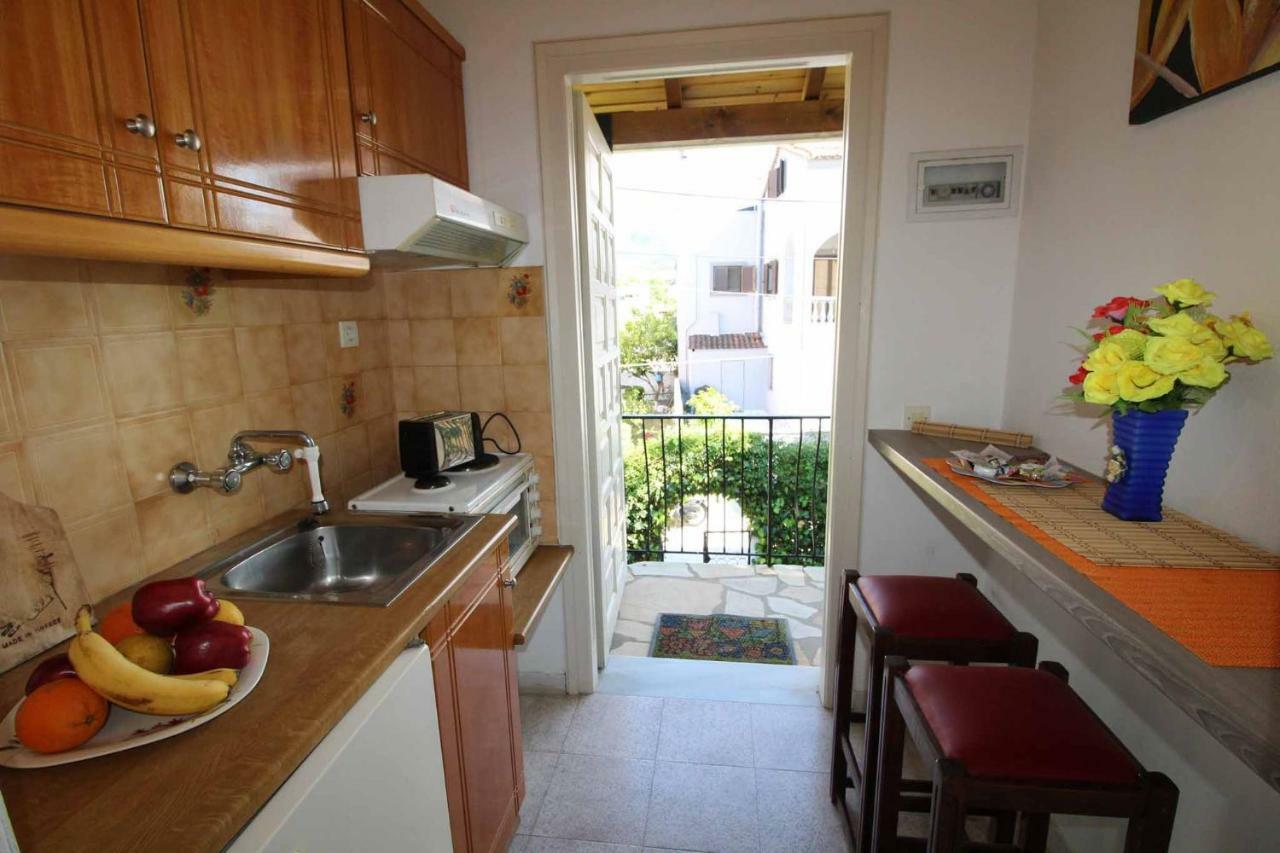 Dimitris Studios Akharavi Extérieur photo